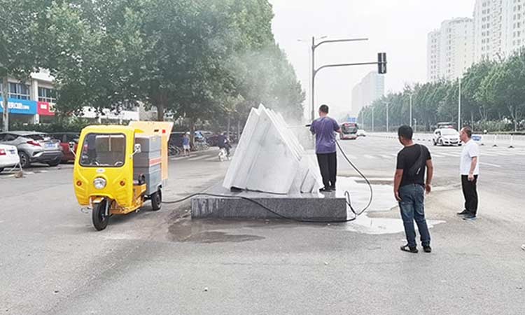 多功能小型高压冲洗车