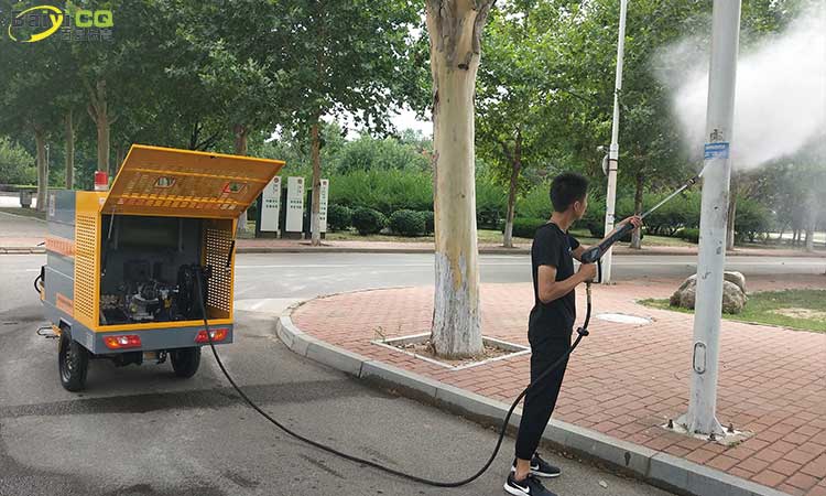 三轮高压路面清洗车