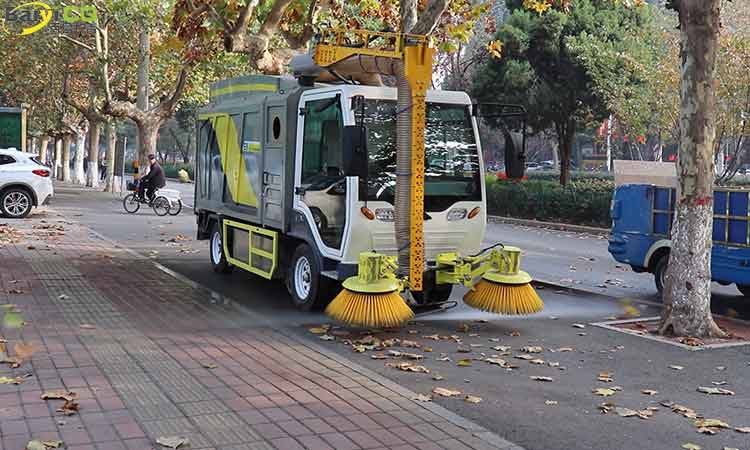 道路落叶收集车