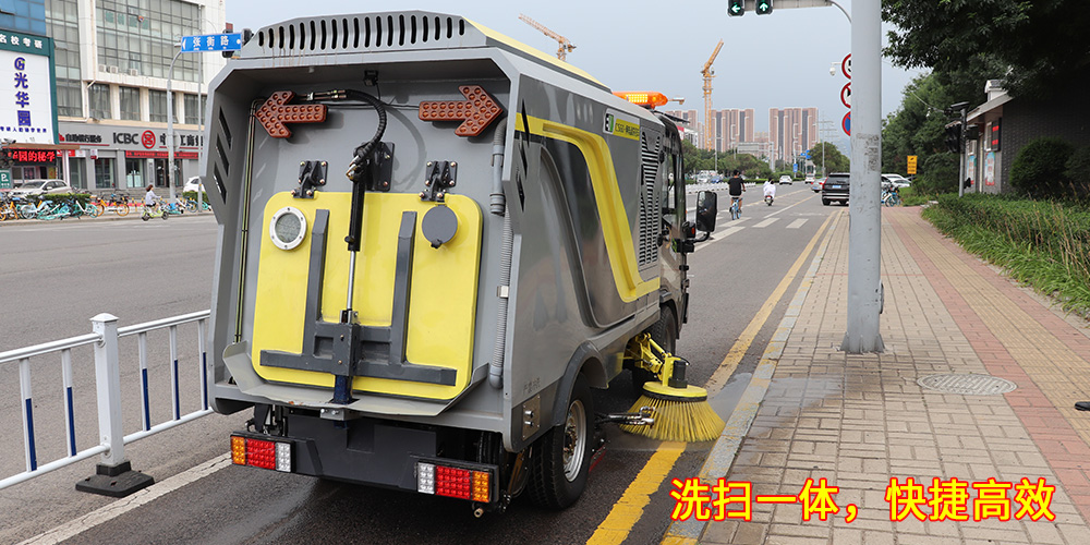 道路洗扫车，路面污渍清洁“专家”_电动洗扫车_环卫洗扫车_小型洗扫车