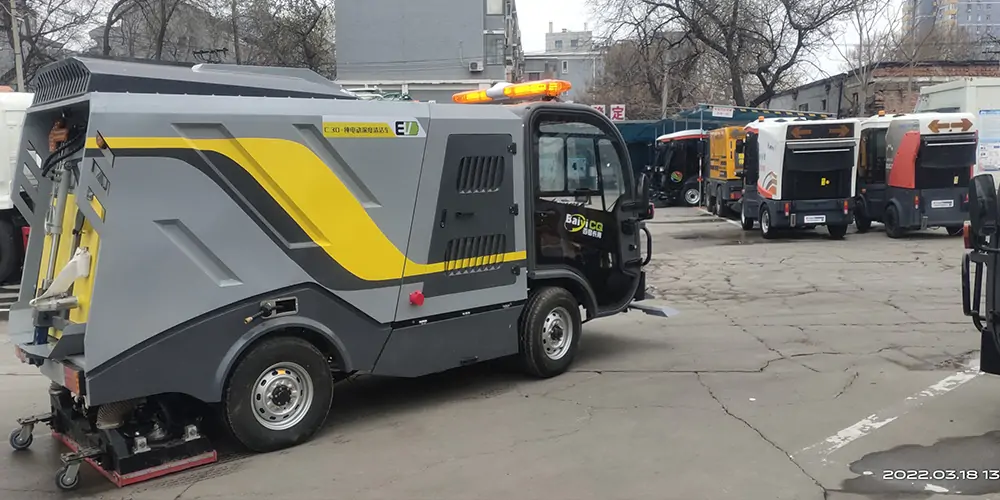 道路污染清除车_道路深度清洁车_纯电动深度清洁车_深度清洁车