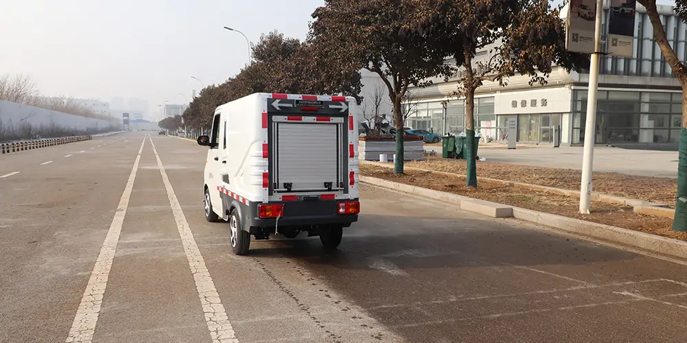 多功能高压清洗车 路面高压清洗车 环卫小型高压清洗车 电动环卫高压清洗车